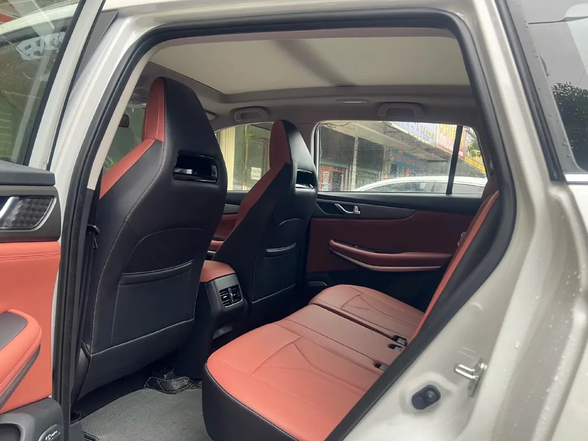 2024 ChangAn CS75 1.5T 188HP L4 7DCT,autocango,china used car exporter,china ev exporter,chinese used car exporter,chinese used ev exporter