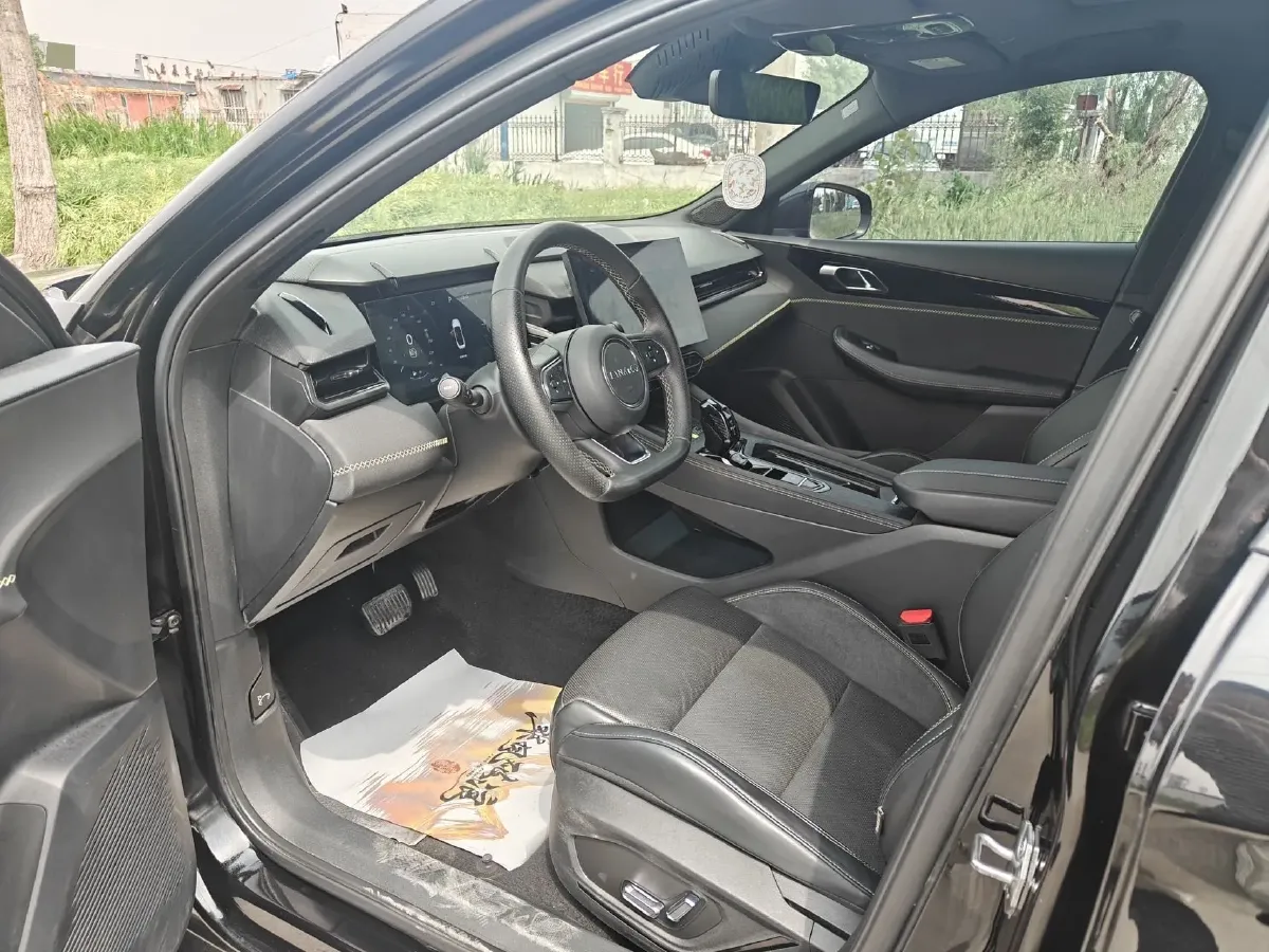 2023 MAXUS G50 1.5T 181HP L4 7DCT,autocango,china used car exporter,china ev exporter,chinese used car exporter,chinese used ev exporter