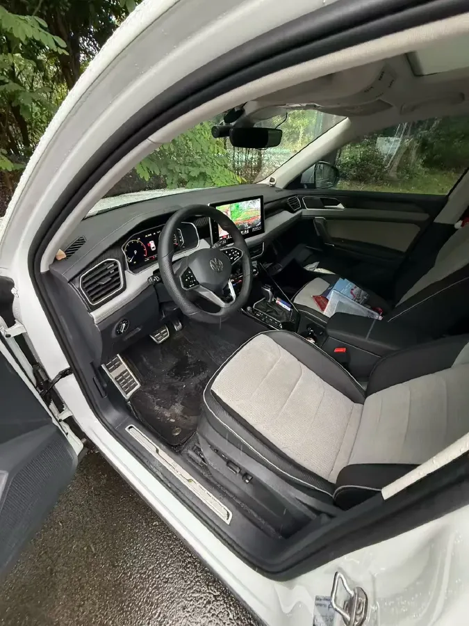 2024 Volkswagen Tayron X 2.0T 186HP L4 7DCT,autocango,china used car exporter,china ev exporter,chinese used car exporter,chinese used ev exporter