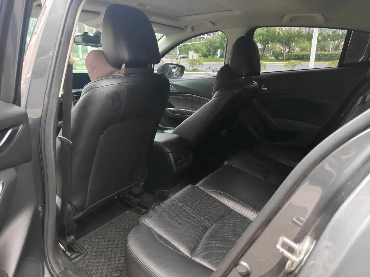 2017 Mazda 3 Axela 2.0L 158HP L4 6AT,autocango,china used car exporter,china ev exporter,chinese used car exporter,chinese used ev exporter