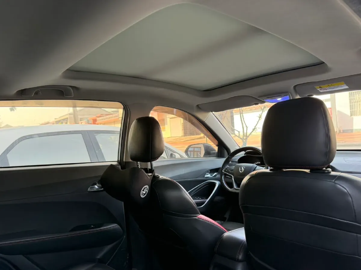 2019 Kia KX1 1.4L 100HP L4 6AT,autocango,china used car exporter,china ev exporter,chinese used car exporter,chinese used ev exporter