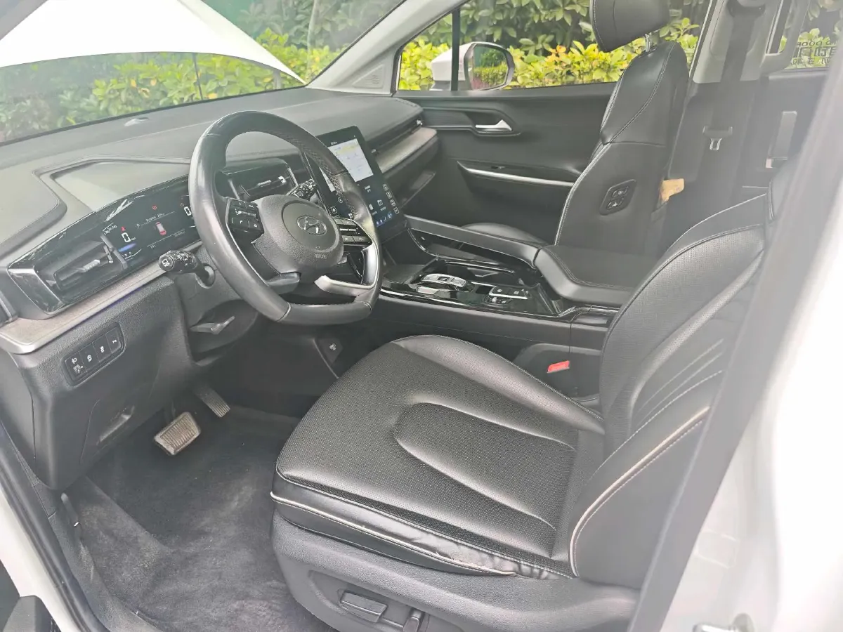 2021 Hyundai Custo 2.0T 236HP L4 8AT,autocango,china used car exporter,china ev exporter,chinese used car exporter,chinese used ev exporter