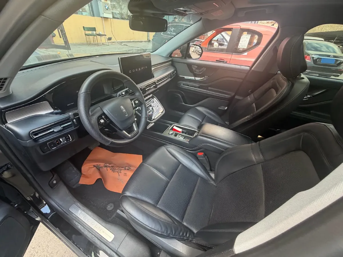 2021 Lincoln Corsair 2.0T 245HP L4 8AT,autocango,china used car exporter,china ev exporter,chinese used car exporter,chinese used ev exporter