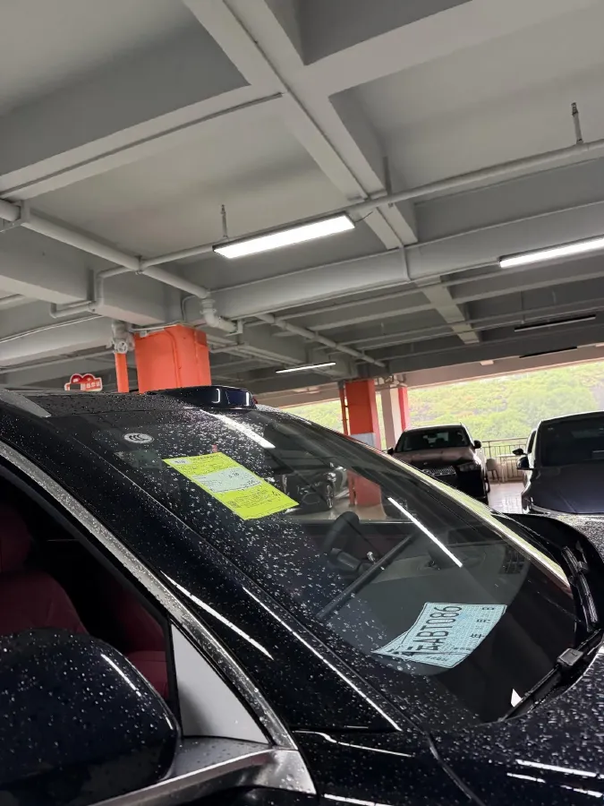 2025 AITO AITO M8 REEV 160HP REEV 53.4KWH,autocango,china used car exporter,china ev exporter,chinese used car exporter,chinese used ev exporter