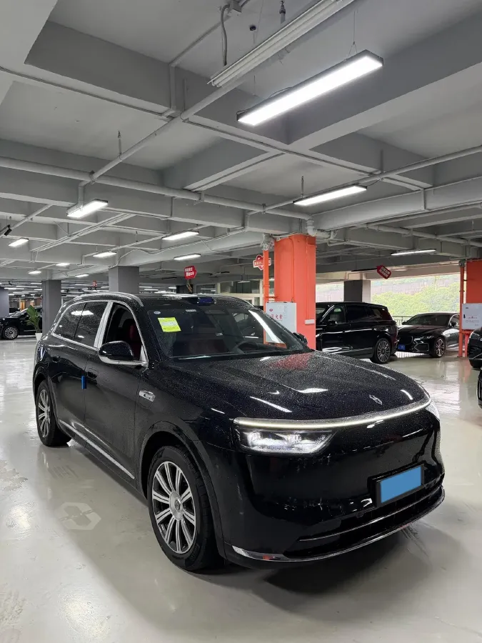 2025 AITO AITO M8 REEV 160HP REEV 53.4KWH,autocango,china used car exporter,china ev exporter,chinese used car exporter,chinese used ev exporter
