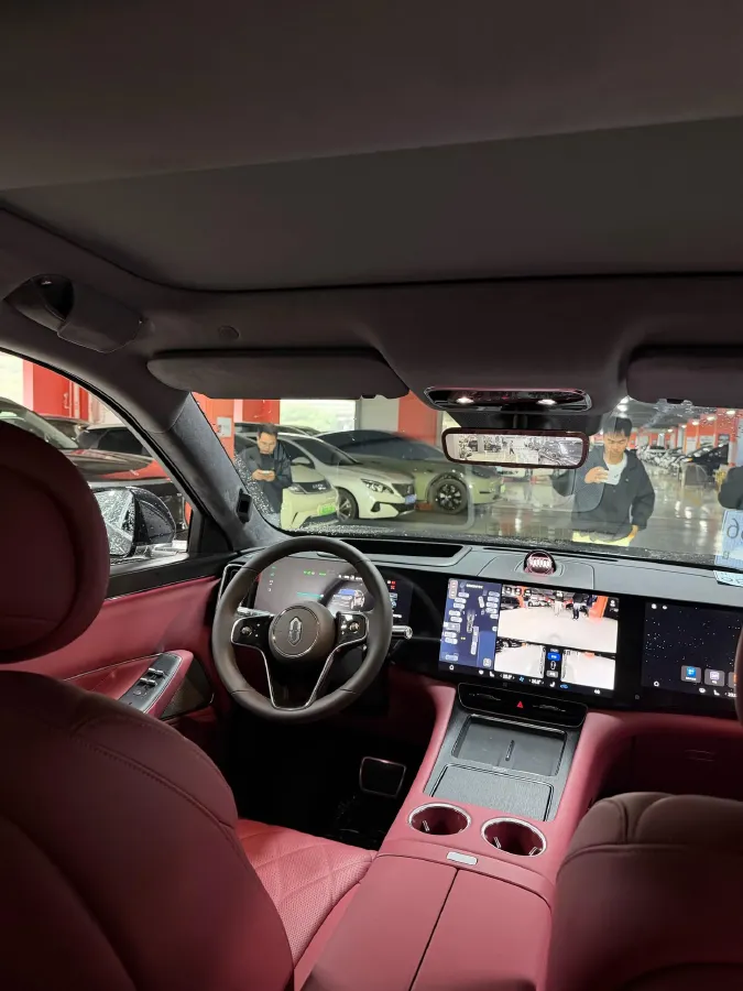 2025 AITO AITO M8 REEV 160HP REEV 53.4KWH,autocango,china used car exporter,china ev exporter,chinese used car exporter,chinese used ev exporter