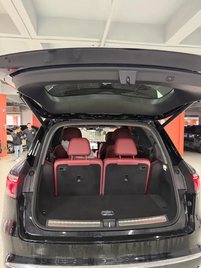 2025 AITO AITO M8 REEV 160HP REEV 53.4KWH,autocango,china used car exporter,china ev exporter,chinese used car exporter,chinese used ev exporter