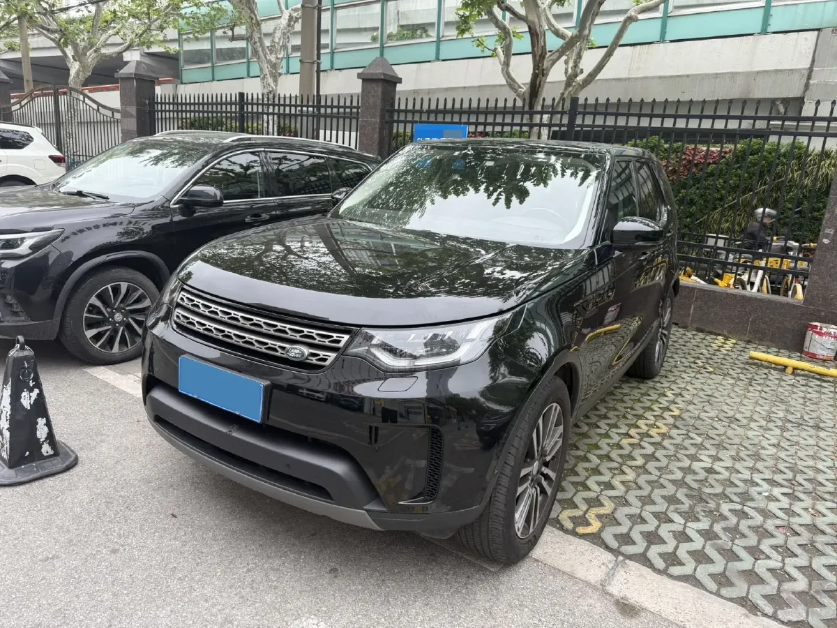 2019 Land Rover Discovery 3.0T 340HP V6 8AT,autocango,china used car exporter,china ev exporter,chinese used car exporter,chinese used ev exporter