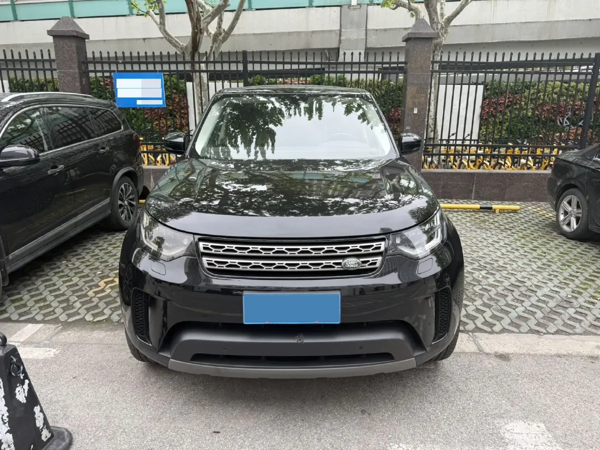 2019 Land Rover Discovery 3.0T 340HP V6 8AT,autocango,china used car exporter,china ev exporter,chinese used car exporter,chinese used ev exporter