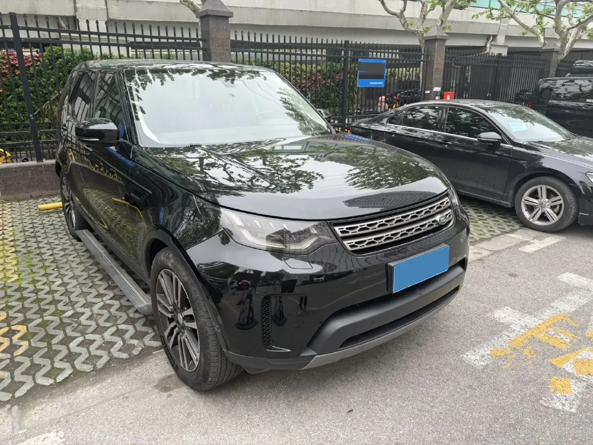 2019 Land Rover Discovery 3.0T 340HP V6 8AT,autocango,china used car exporter,china ev exporter,chinese used car exporter,chinese used ev exporter