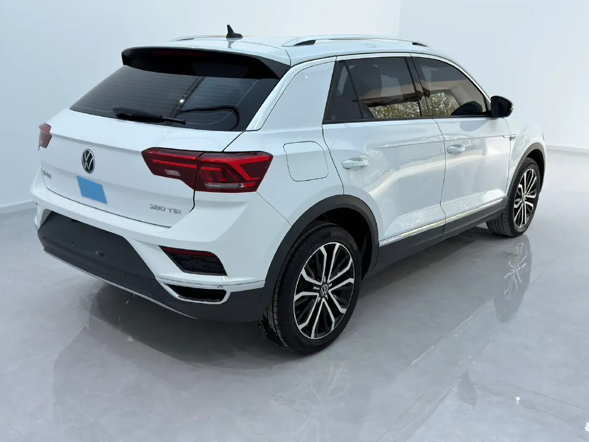 2022 Volkswagen T-Roc 1.4T 150HP L4 7DCT,autocango,china used car exporter,china ev exporter,chinese used car exporter,chinese used ev exporter
