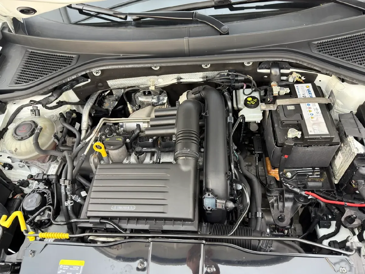 2022 Volkswagen T-Roc 1.4T 150HP L4 7DCT,autocango,china used car exporter,china ev exporter,chinese used car exporter,chinese used ev exporter