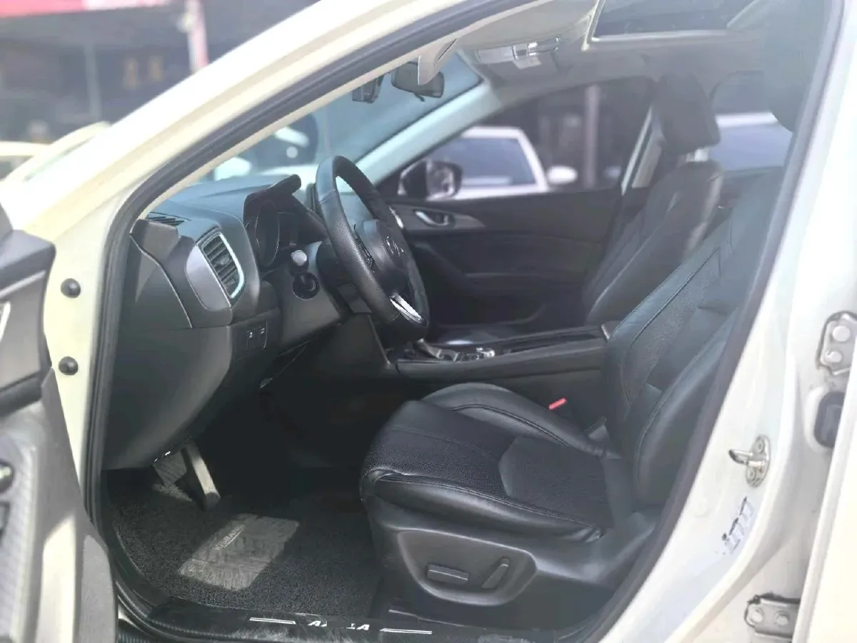 2017 Mazda 3 Axela 2.0L 158HP L4 6AT,autocango,china used car exporter,china ev exporter,chinese used car exporter,chinese used ev exporter