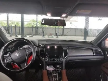2020 Honda UR-V 2.0T 272HP L4 9AT,autocango,china used car exporter,china ev exporter,chinese used car exporter,chinese used ev exporter