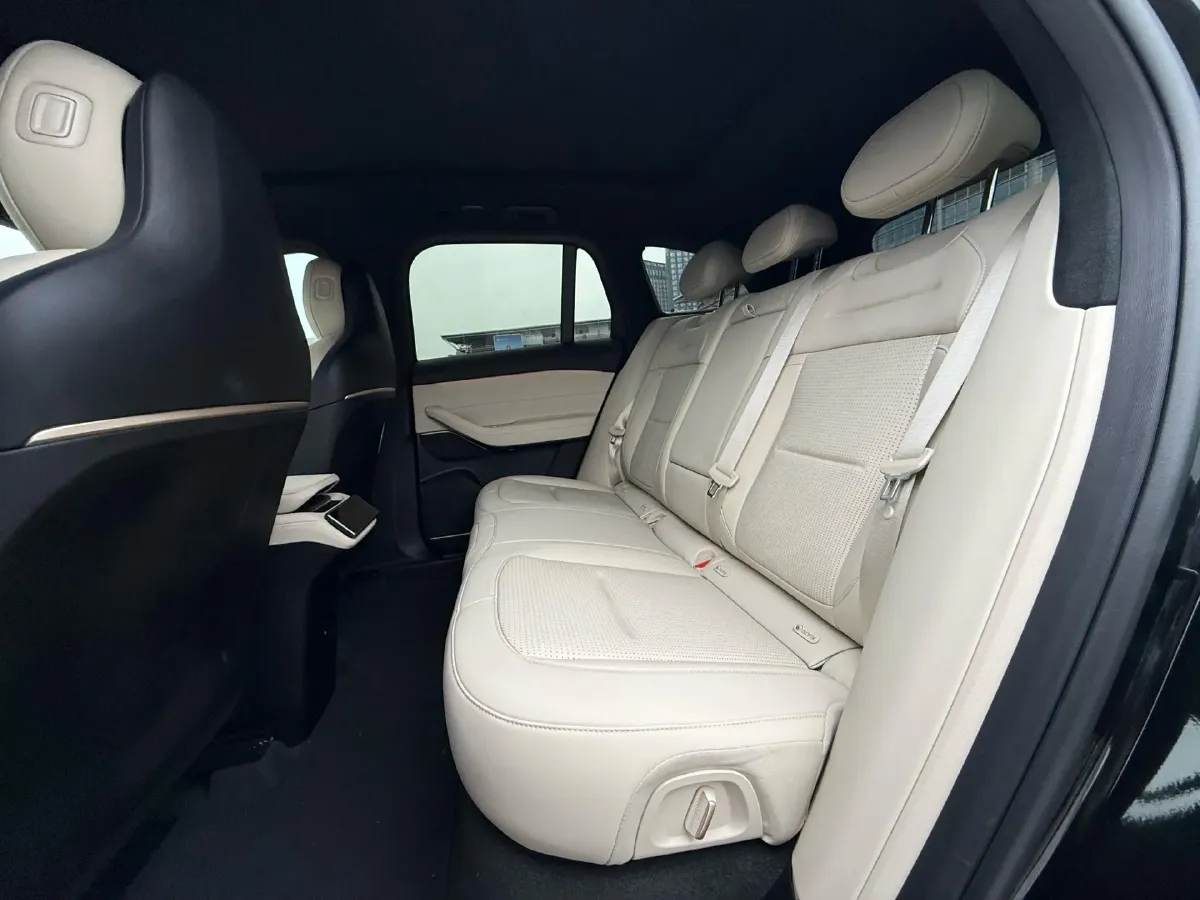 2024 NIO ES6 BEV 75KWH,autocango,china used car exporter,china ev exporter,chinese used car exporter,chinese used ev exporter