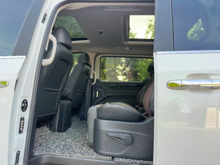 2018 MAXUS G10 2.0T 224HP L4 6AT,autocango,china used car exporter,china ev exporter,chinese used car exporter,chinese used ev exporter