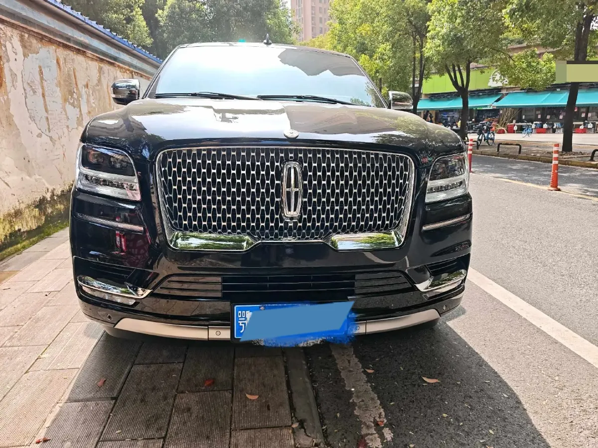 2020 Lincoln Navigator 3.5T 388HP V6 10AT,autocango,china used car exporter,china ev exporter,chinese used car exporter,chinese used ev exporter