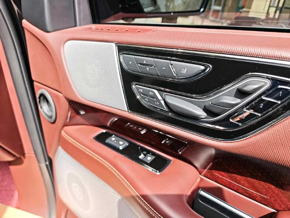 2020 Lincoln Navigator 3.5T 388HP V6 10AT,autocango,china used car exporter,china ev exporter,chinese used car exporter,chinese used ev exporter