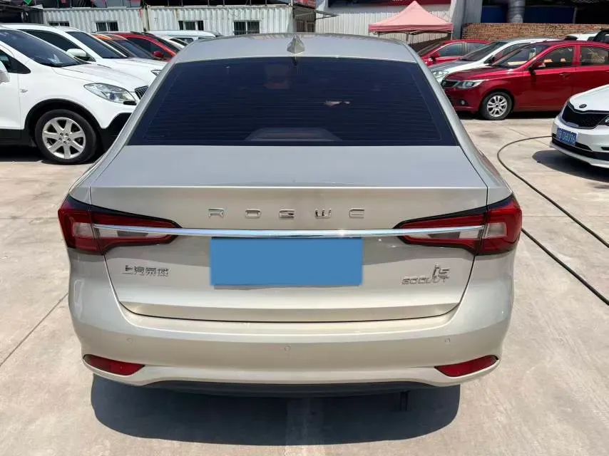 2021 Roewe i5 1.5L 120HP L4 5MT,autocango,china used car exporter,china ev exporter,chinese used car exporter,chinese used ev exporter