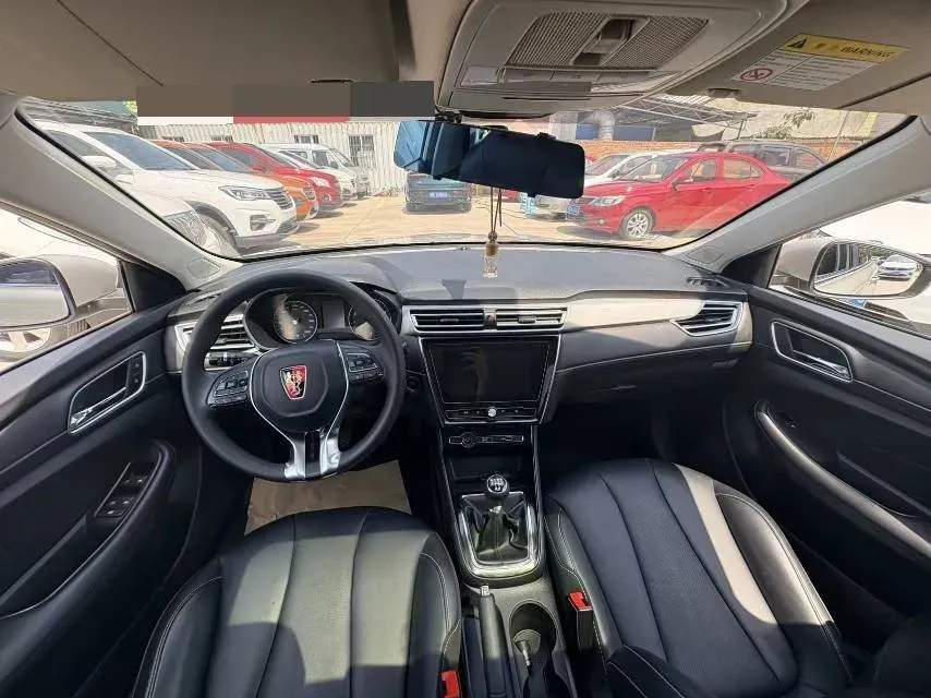 2021 Roewe i5 1.5L 120HP L4 5MT,autocango,china used car exporter,china ev exporter,chinese used car exporter,chinese used ev exporter