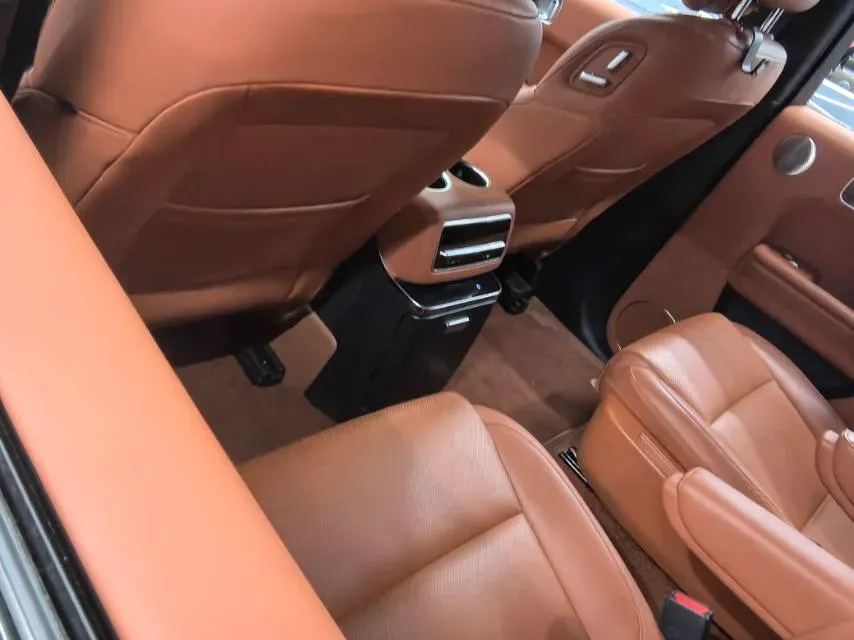 2023 Li L8 Range Extended 154HP REEV 40.9KWH,autocango,china used car exporter,china ev exporter,chinese used car exporter,chinese used ev exporter