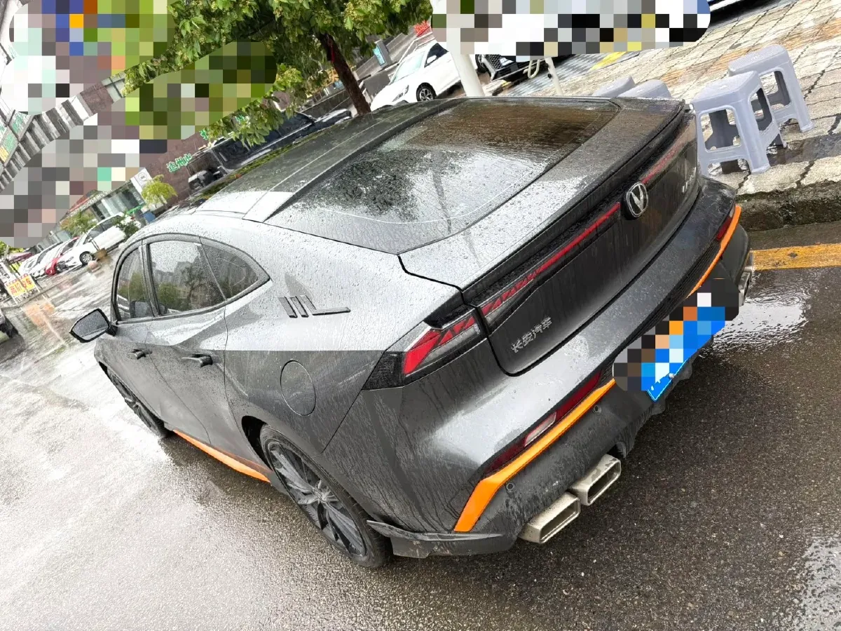 2024 ChangAn UNI-V 1.5T 188HP L4 7DCT,autocango,china used car exporter,china ev exporter,chinese used car exporter,chinese used ev exporter