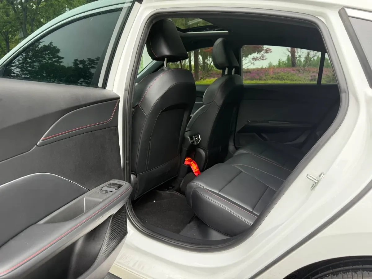 2025 MG 5 1.5L 129HP L4 CVT,autocango,china used car exporter,china ev exporter,chinese used car exporter,chinese used ev exporter