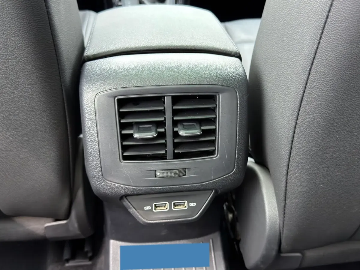 2022 Volkswagen T-Roc 1.4T 150HP L4 7DCT,autocango,china used car exporter,china ev exporter,chinese used car exporter,chinese used ev exporter