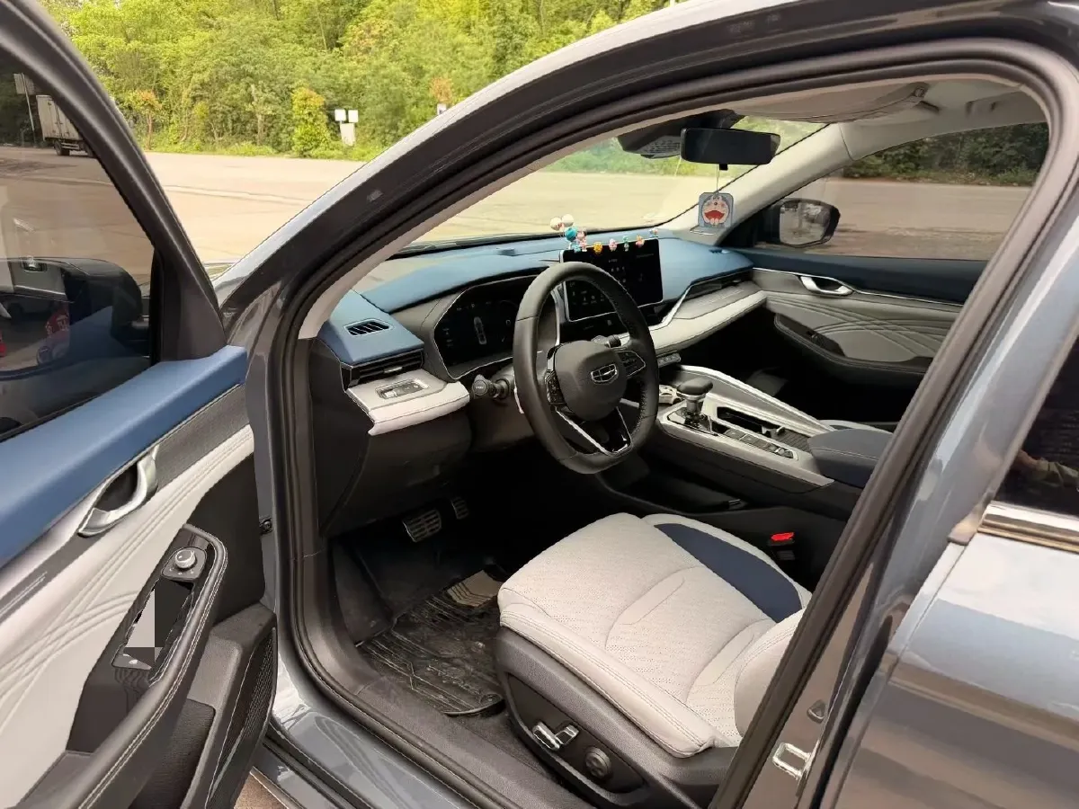 2023 Geely Preface 2.0T 190HP L4 7DCT,autocango,china used car exporter,china ev exporter,chinese used car exporter,chinese used ev exporter