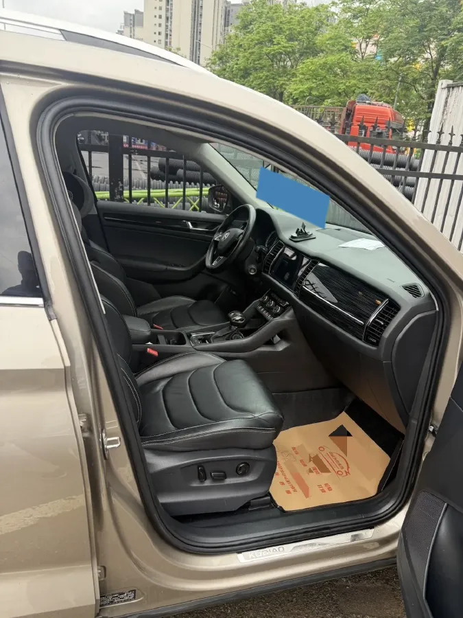 2018 Skoda Kodiak 2.0T 186HP L4 7DCT,autocango,china used car exporter,china ev exporter,chinese used car exporter,chinese used ev exporter