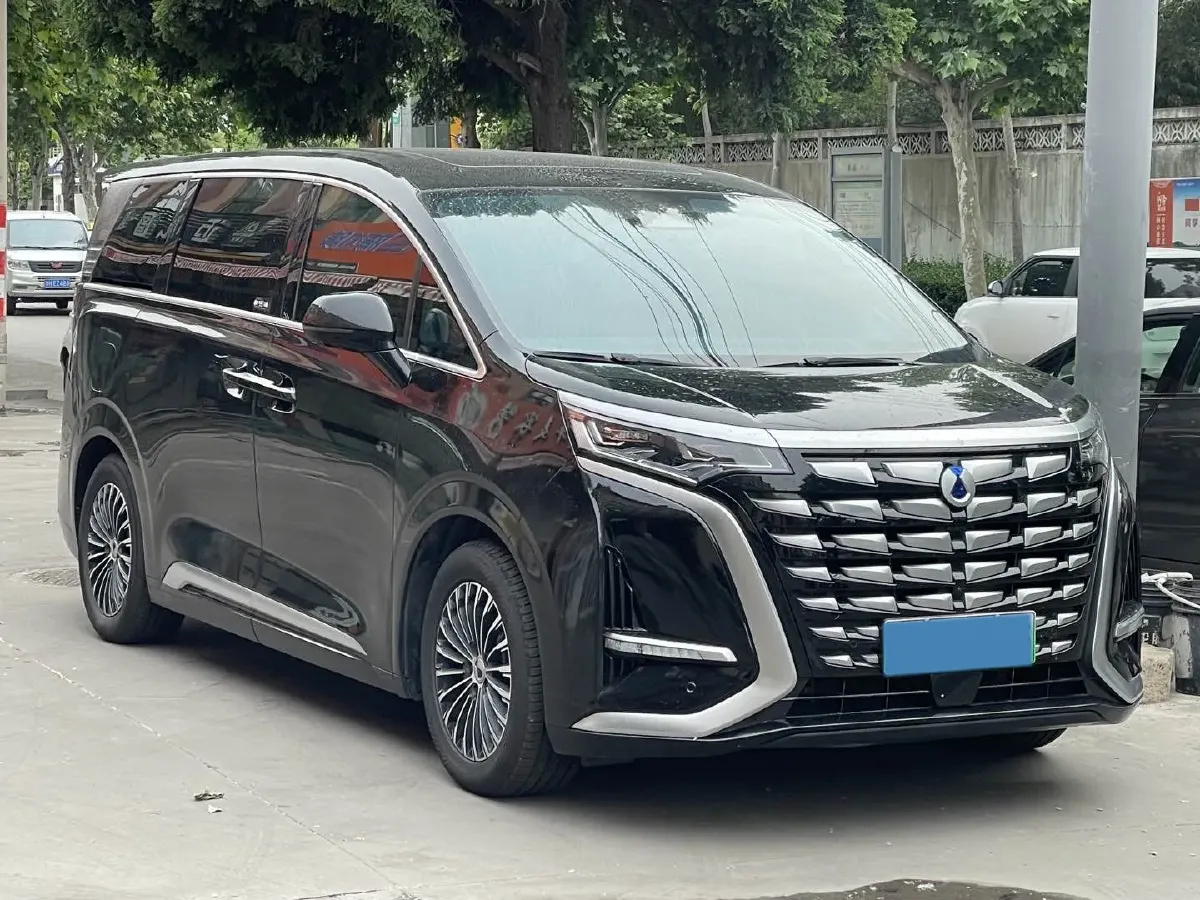 2022 HongQi HS7 3.0T 337HP V6 8AT,autocango,china used car exporter,china ev exporter,chinese used car exporter,chinese used ev exporter