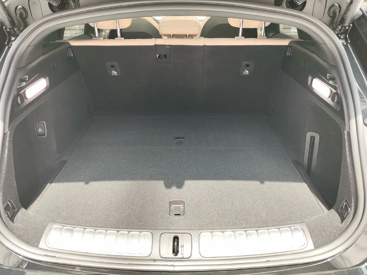 2024 NIO ET5T BEV 75KWH,autocango,china used car exporter,china ev exporter,chinese used car exporter,chinese used ev exporter