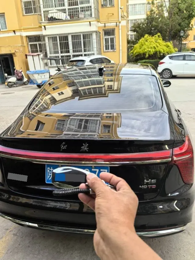 2023 HongQi H5 2.0T 224HP L4 8AT,autocango,china used car exporter,china ev exporter,chinese used car exporter,chinese used ev exporter