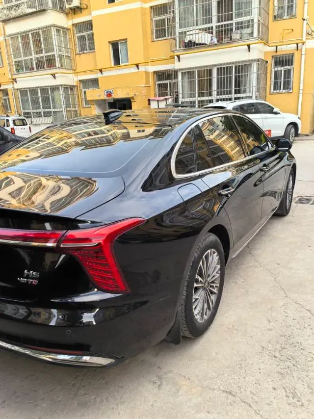 2023 HongQi H5 2.0T 224HP L4 8AT,autocango,china used car exporter,china ev exporter,chinese used car exporter,chinese used ev exporter