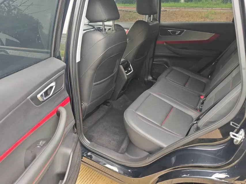 2022 Chery Tiggo 7 1.5T 156HP L4 CVT,autocango,china used car exporter,china ev exporter,chinese used car exporter,chinese used ev exporter