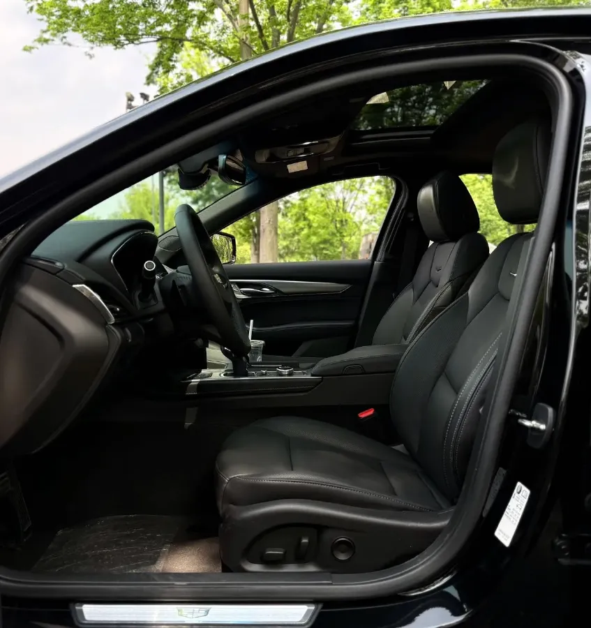 2022 Cadillac CT5 2.0T 237HP L4 10AT,autocango,china used car exporter,china ev exporter,chinese used car exporter,chinese used ev exporter