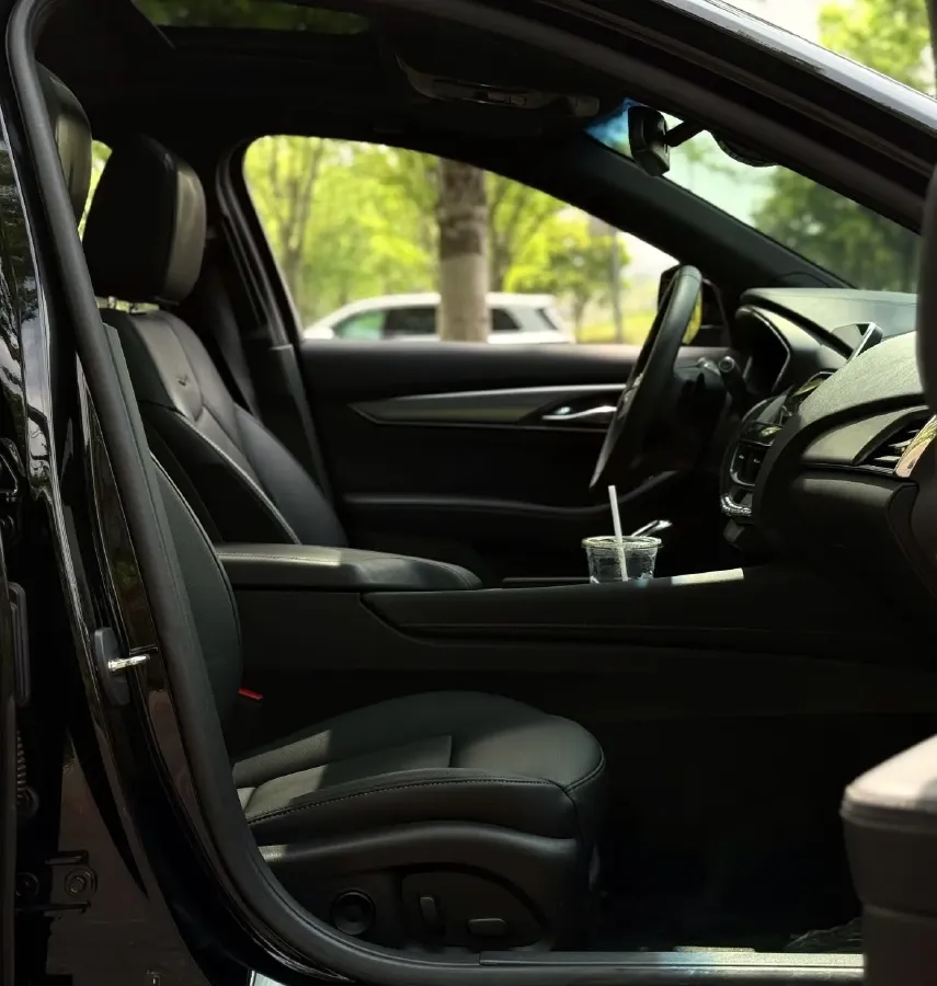 2022 Cadillac CT5 2.0T 237HP L4 10AT,autocango,china used car exporter,china ev exporter,chinese used car exporter,chinese used ev exporter