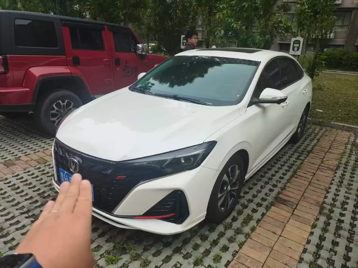 2025 ChangAn Eado 1.4T 160HP L4 7DCT,autocango,china used car exporter,china ev exporter,chinese used car exporter,chinese used ev exporter