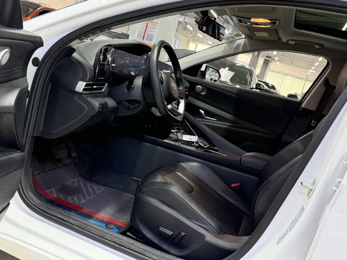 2022 Hyundai Elantra 1.5L 115HP L4 CVT,autocango,china used car exporter,china ev exporter,chinese used car exporter,chinese used ev exporter