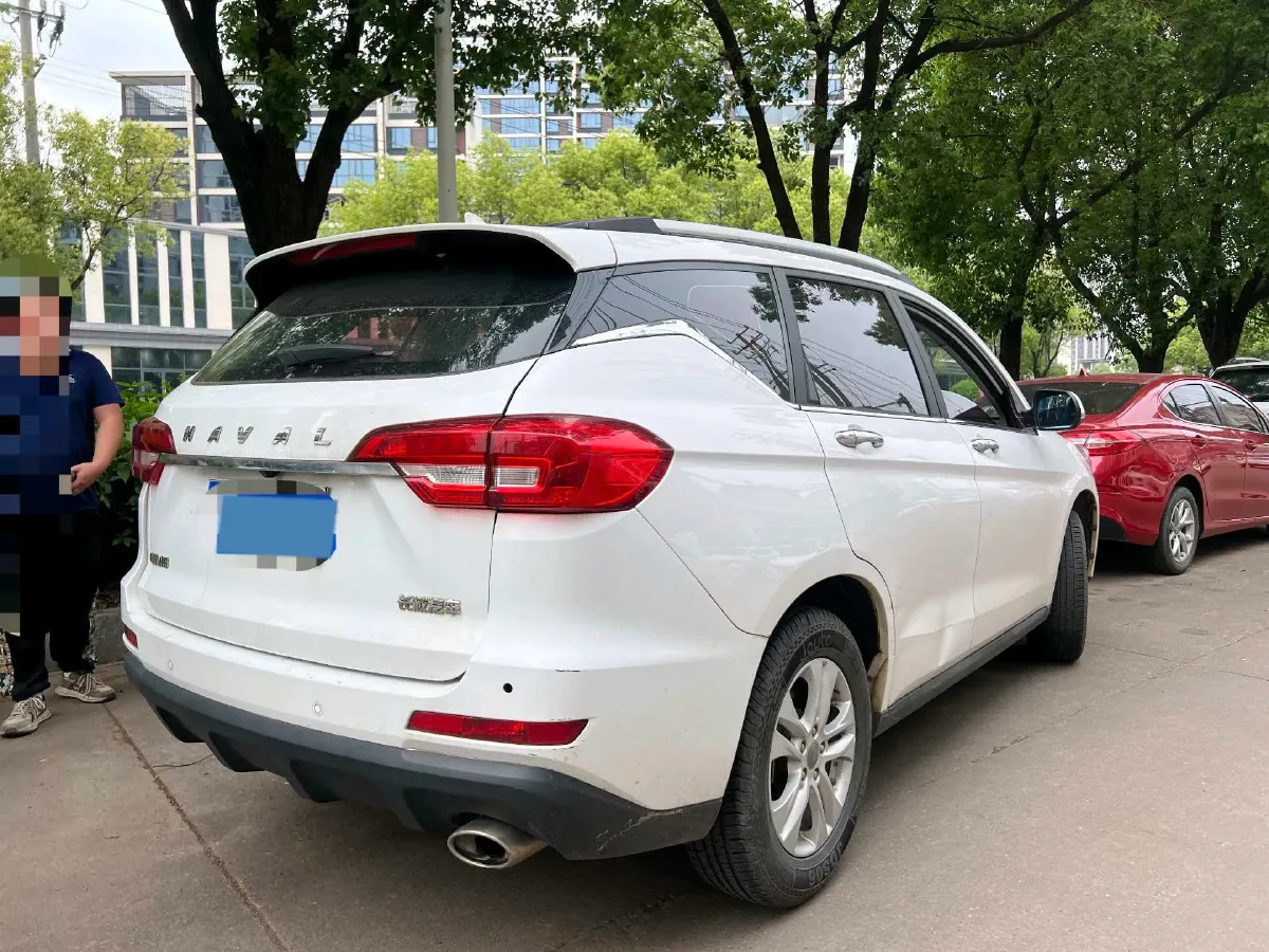 2017 Haval M6 1.5T 150HP L4 6MT,autocango,china used car exporter,china ev exporter,chinese used car exporter,chinese used ev exporter