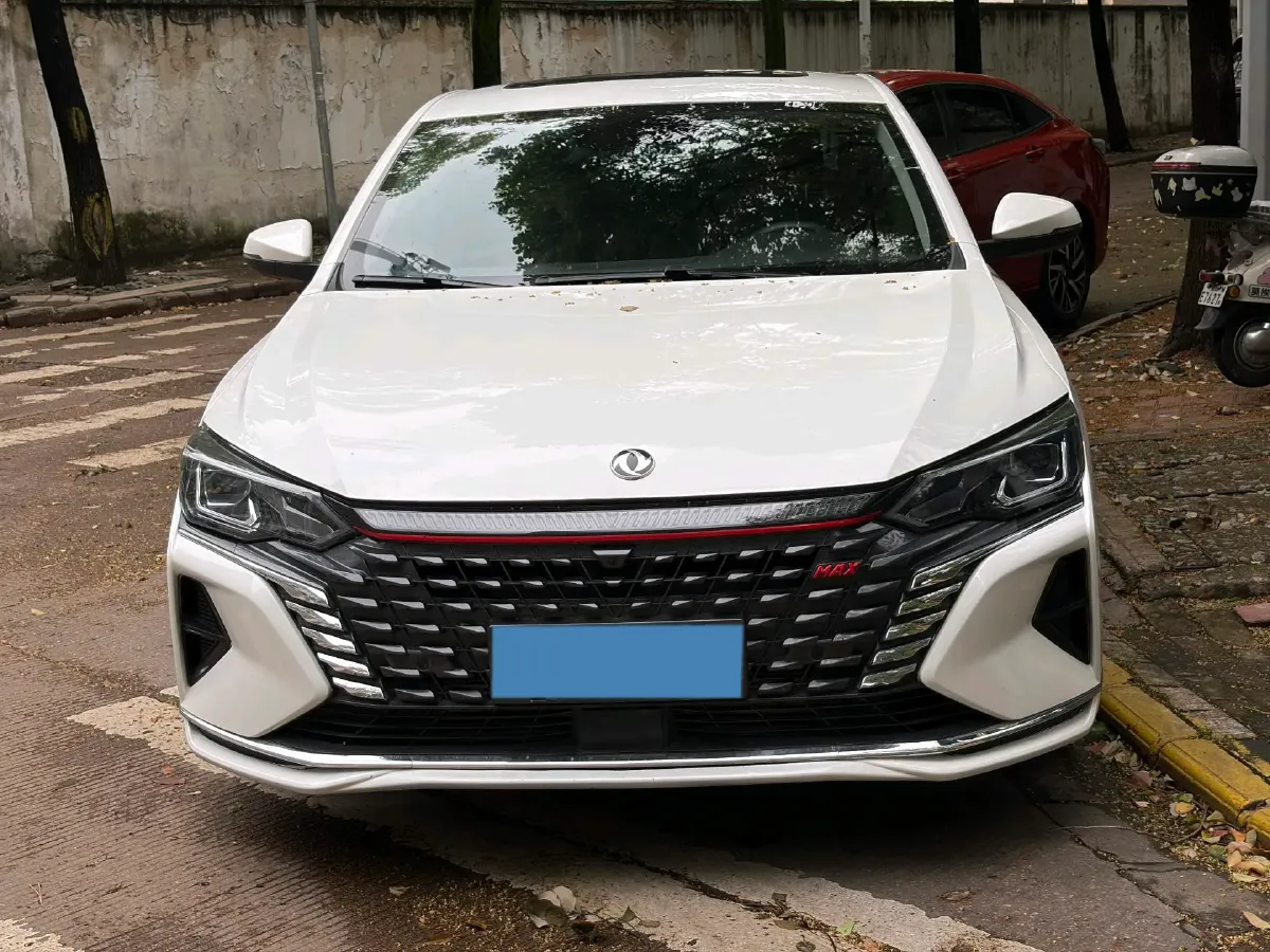 2021 DongFeng Aeolus YiXuan MAX 1.5T 190HP L4 7DCT,autocango,china used car exporter,china ev exporter,chinese used car exporter,chinese used ev exporter
