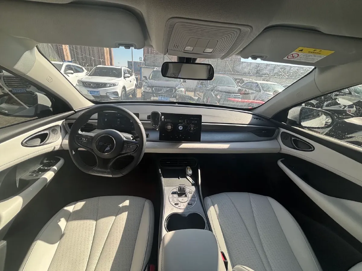 2025 BYD Seal05 DM-i 1.5L 101HP L4 E-CVT PHEV 7.68KWH,autocango,china used car exporter,china ev exporter,chinese used car exporter,chinese used ev exporter