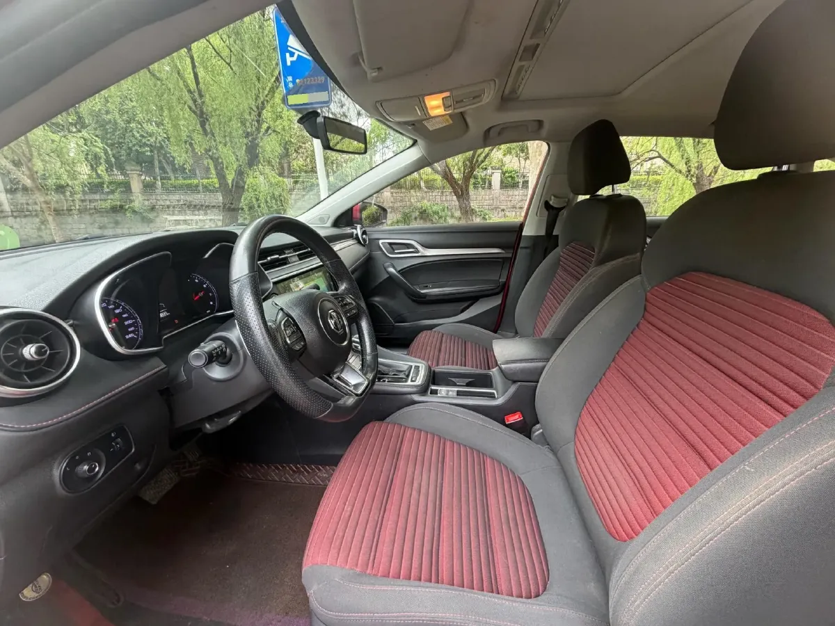 2019 MAXUS D60 1.5T 169HP L4 7DCT,autocango,china used car exporter,china ev exporter,chinese used car exporter,chinese used ev exporter