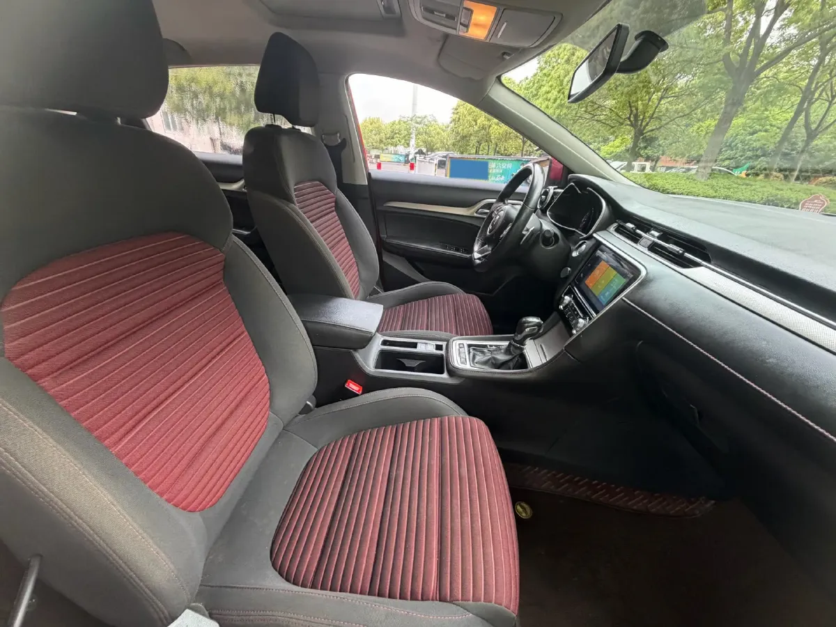 2019 MAXUS D60 1.5T 169HP L4 7DCT,autocango,china used car exporter,china ev exporter,chinese used car exporter,chinese used ev exporter