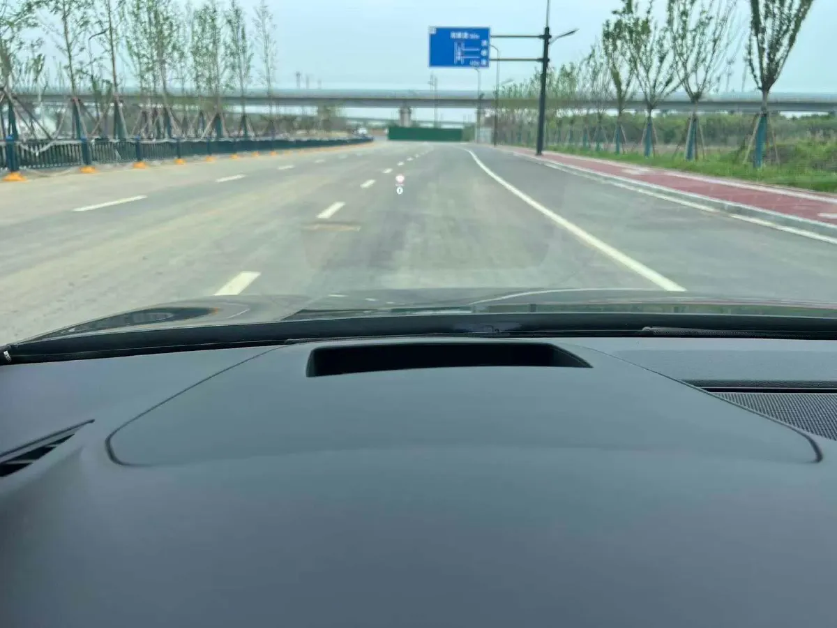 2023 Volkswagen GolfGTI 2.0T 220HP L4 7DCT,autocango,china used car exporter,china ev exporter,chinese used car exporter,chinese used ev exporter