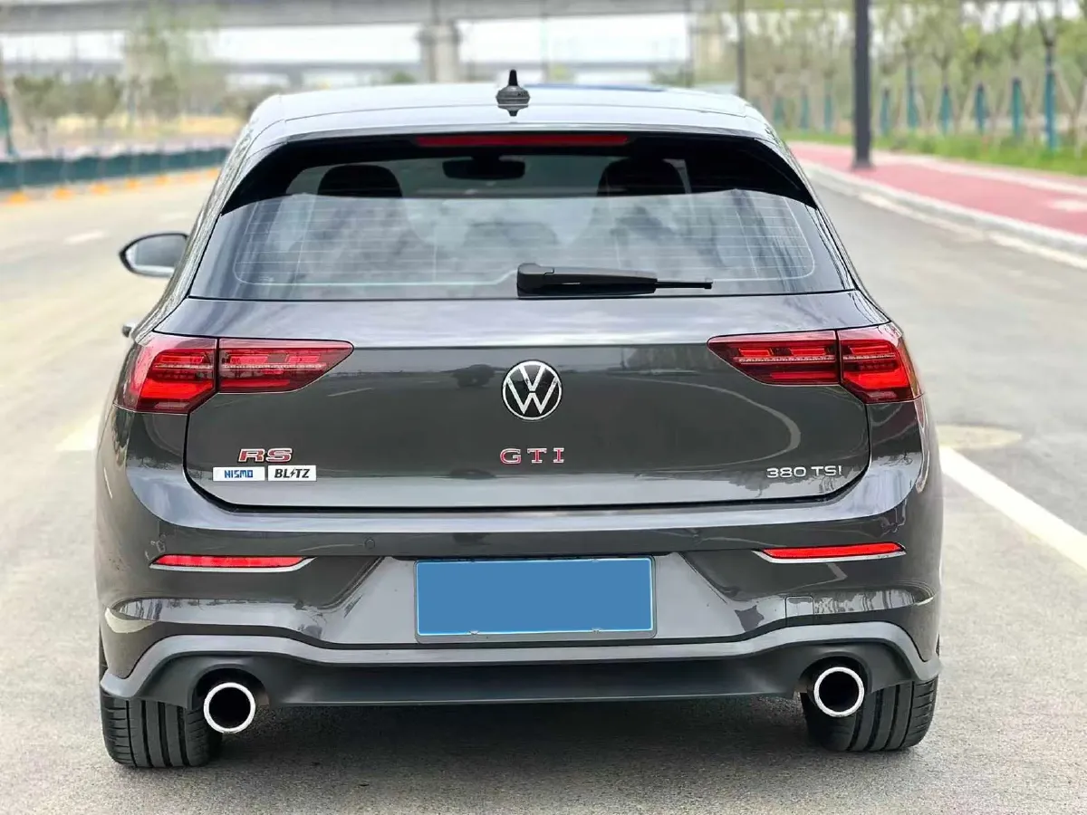 2023 Volkswagen GolfGTI 2.0T 220HP L4 7DCT,autocango,china used car exporter,china ev exporter,chinese used car exporter,chinese used ev exporter