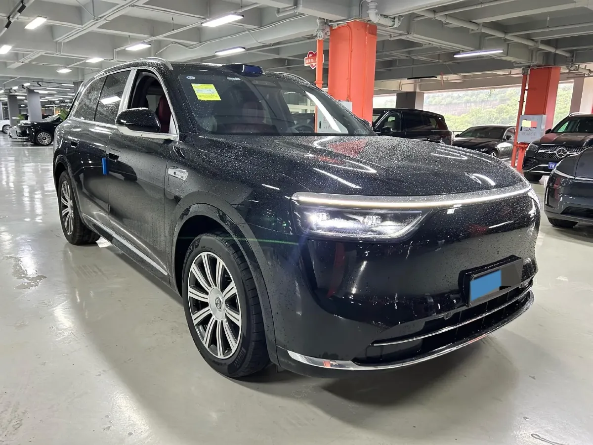 2025 AITO AITO M8 REEV 160HP REEV 53.4KWH,autocango,china used car exporter,china ev exporter,chinese used car exporter,chinese used ev exporter
