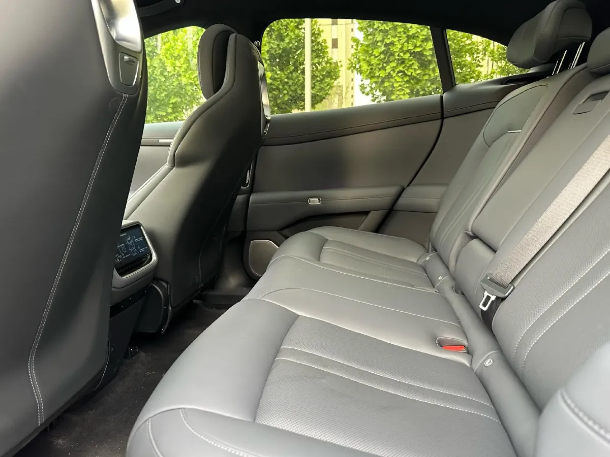 2025 MI YU7 BEV,autocango,china used car exporter,china ev exporter,chinese used car exporter,chinese used ev exporter