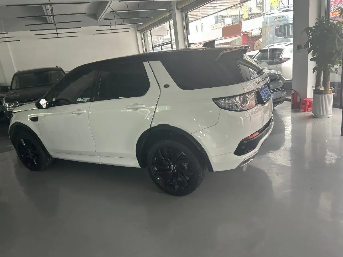 2019 Land Rover Discovery Sport 2.0T 241HP L4 9AT,autocango,china used car exporter,china ev exporter,chinese used car exporter,chinese used ev exporter