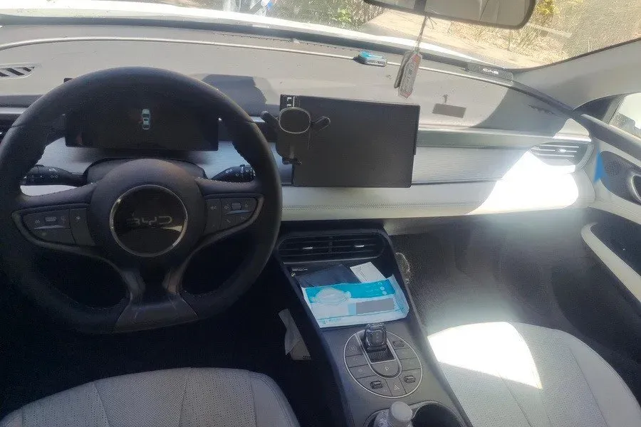 2025 BYD Seal05 DM-i 1.5L 101HP L4 E-CVT PHEV 7.68KWH,autocango,china used car exporter,china ev exporter,chinese used car exporter,chinese used ev exporter